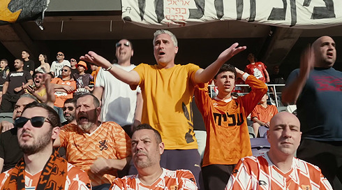 מלכת השכונה | פרק 3 - קבוצה לא מחליפים